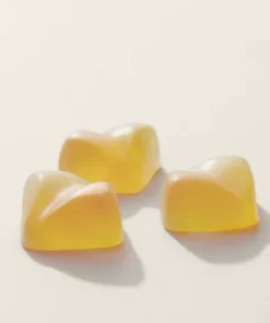 Discover Camino Sparkling Pear 'Social' Gummies with 2mg THC and 6mg CBD. Enjoy light, balanced effects for socializing and daytime ease.